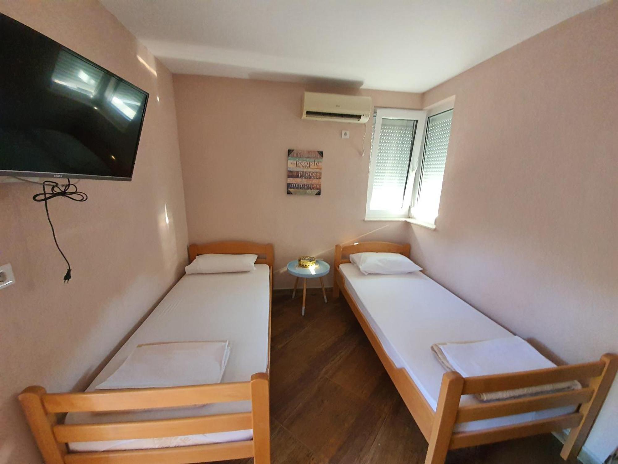 Apartments Bellavista Lustica Room photo