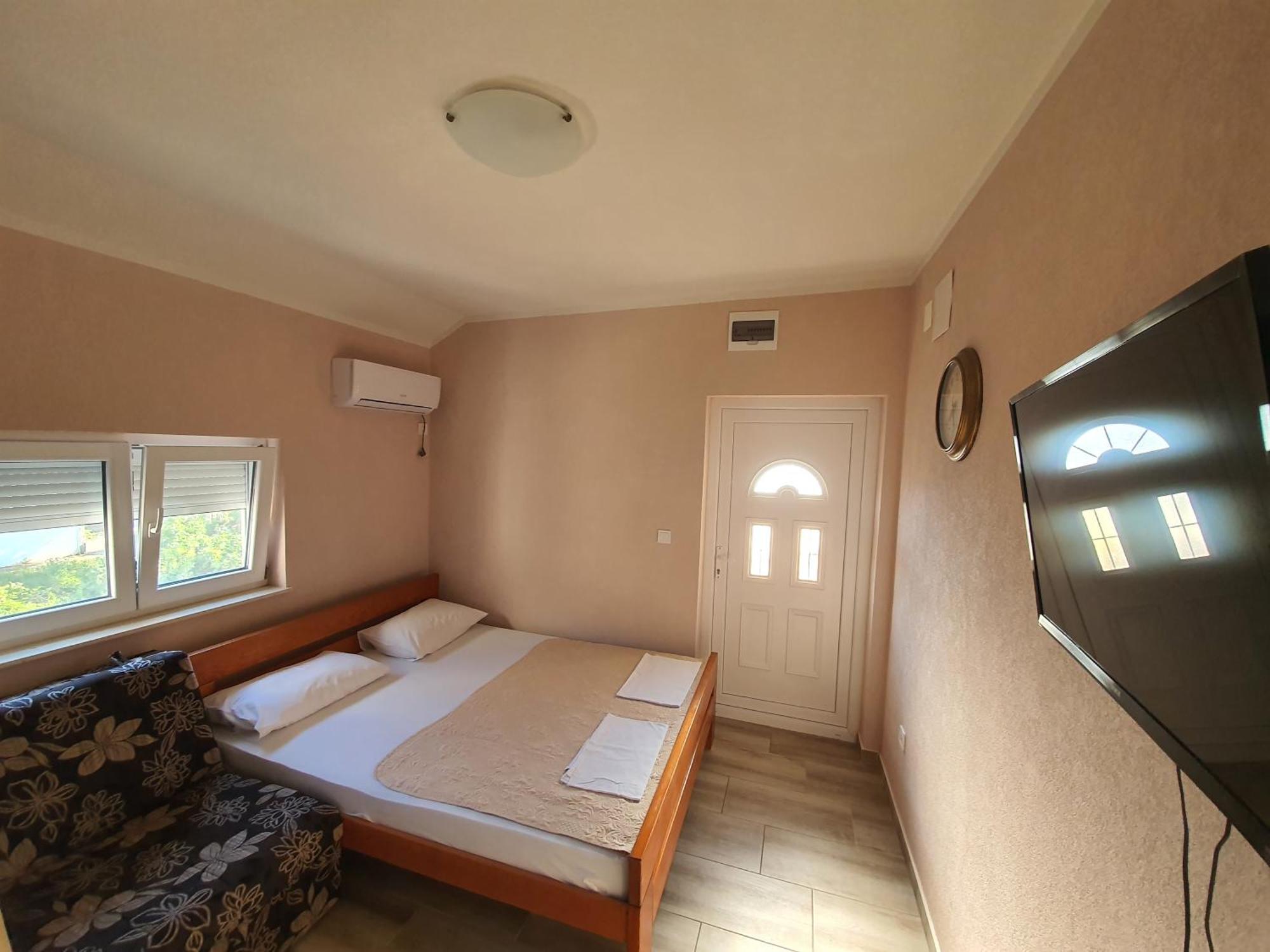 Apartments Bellavista Lustica Room photo